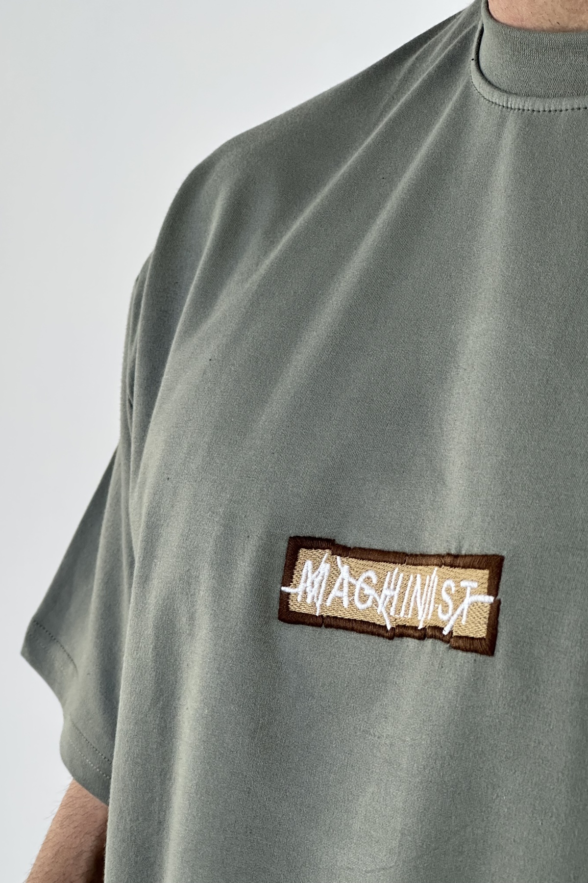 تیشرت گلدوزی مچینست (8127)