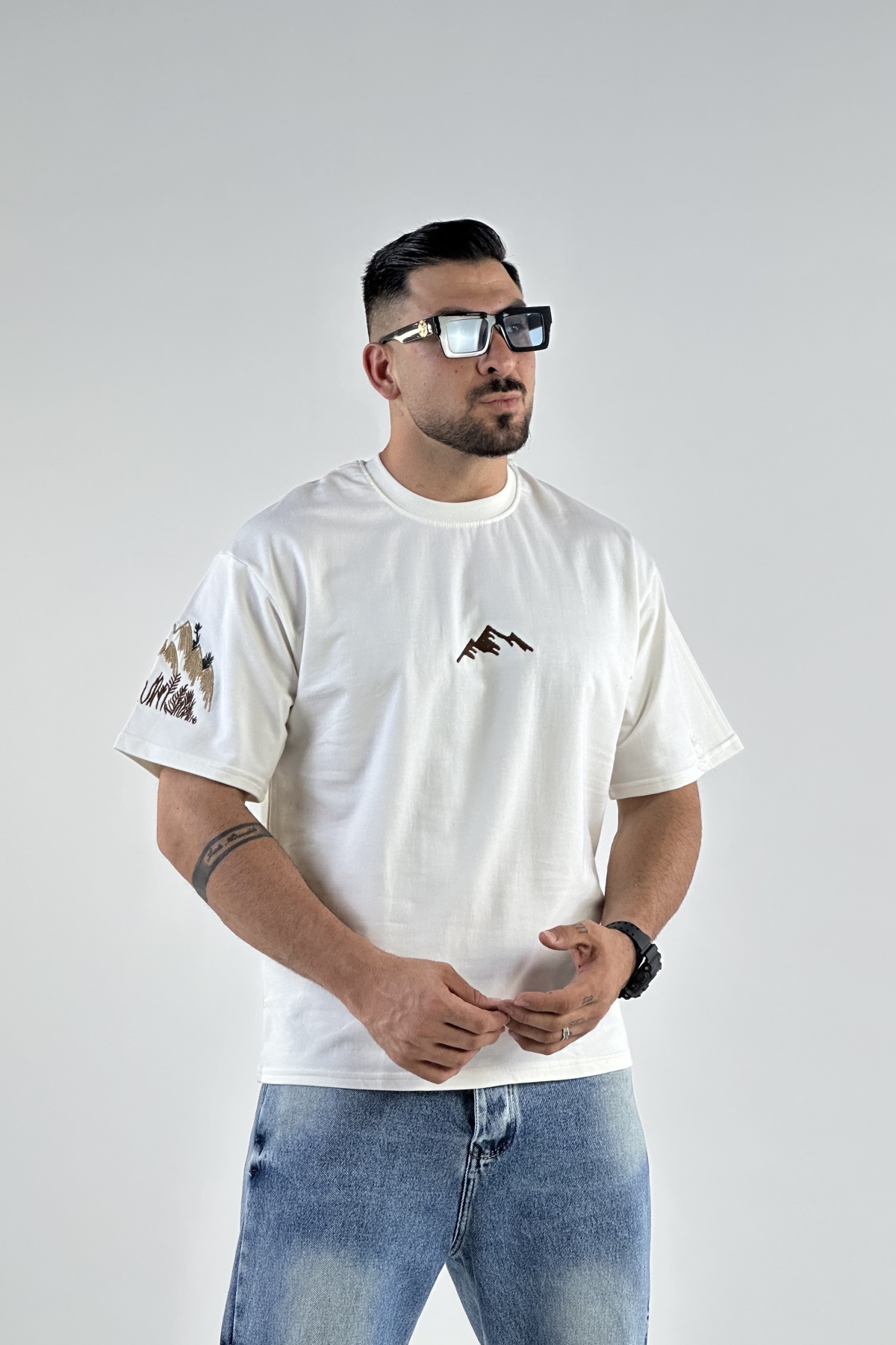 تیشرت گلدوزی کوه   (8128)