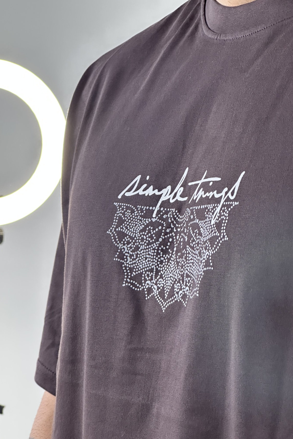 تیشرت کاریزماتیک چاپ simple things و گل (8180)