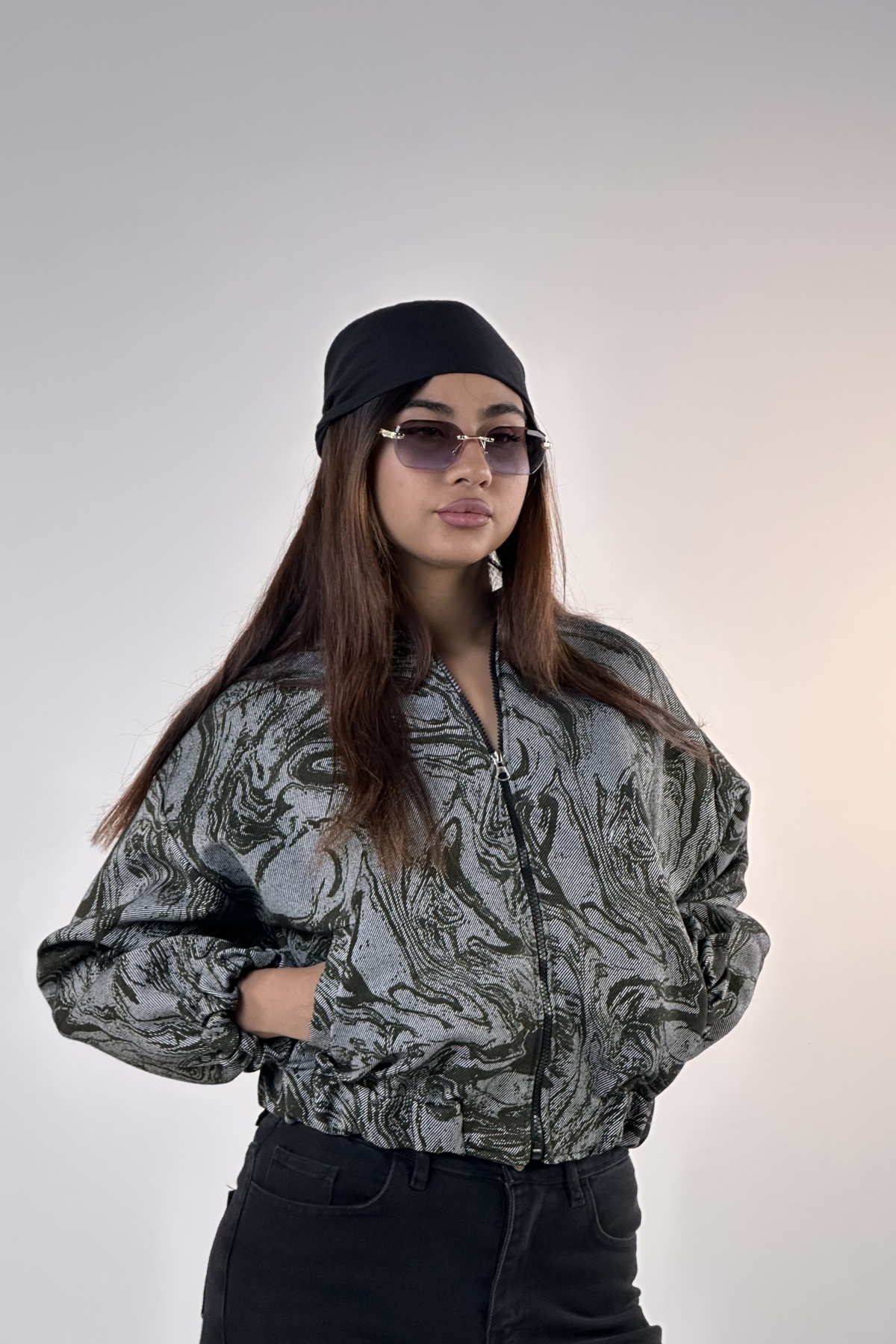 بامبر ابروبادی  (8920)