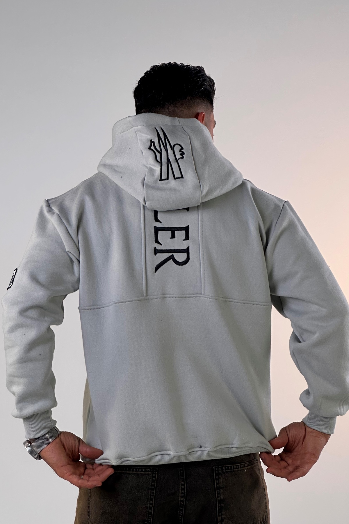 هودی پشت گلدوزی  (8996)